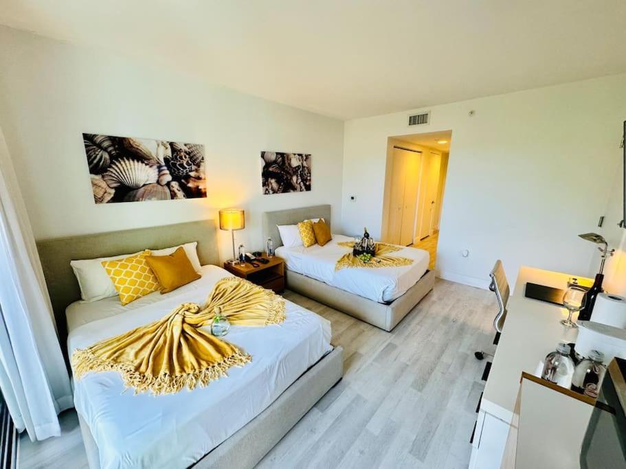 Beachwalk Resort & Condos ハランデール・ビーチ エクステリア 写真